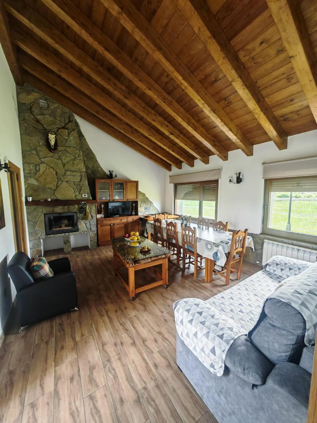 Casas Rurales Cuatro Valles Naredo de Fenar Εξωτερικό φωτογραφία